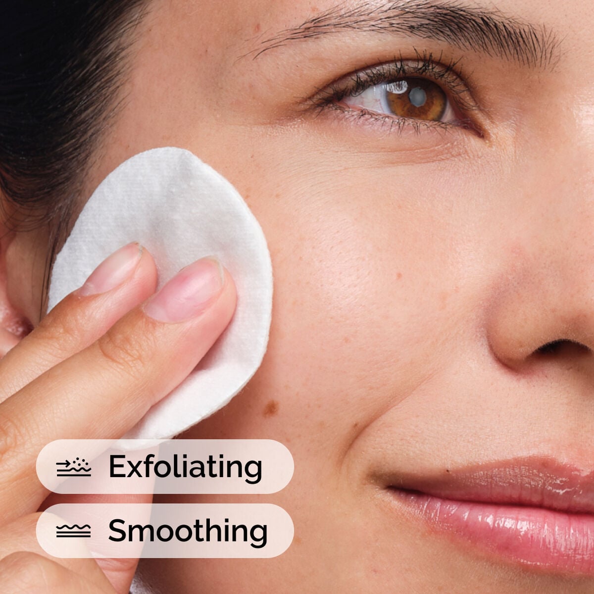 glycolic-acid-7-exfoliating-toner-l8 ord-glycolic-acid-exfoliating-toner-model-application-with-benefits.jpg