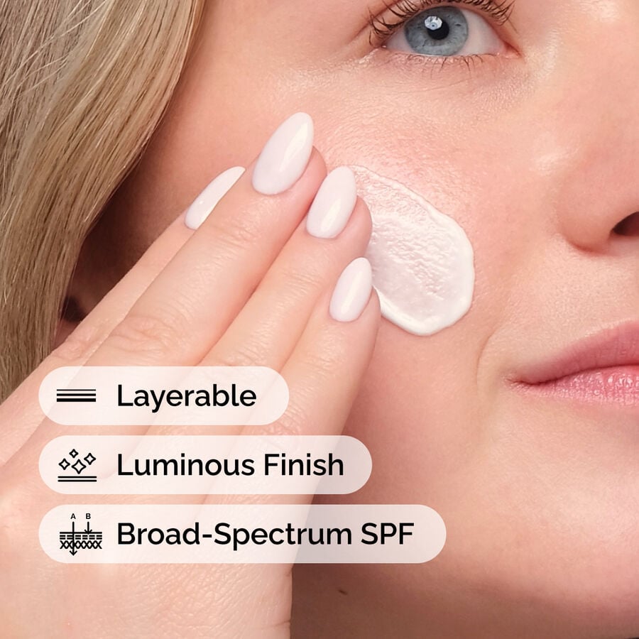 uv-filters-spf-45-serum-w8 uv-filters-spf-45-serum-model-application-with-benefits.jpg